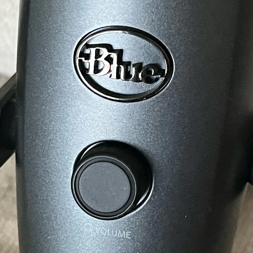 Blue yeti microphone